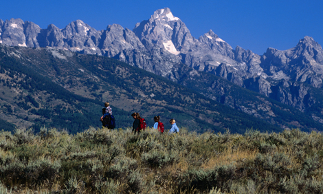 Family hiking in the Grand Tetons of Wyoming